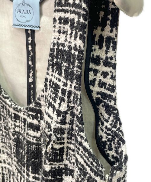 PRADA（プラダ）PRADA (プラダ) 22SS ツイード シフト ンノースリーブ ワンピース ブラック×ホワイト サイズ:36の古着・服飾アイテム