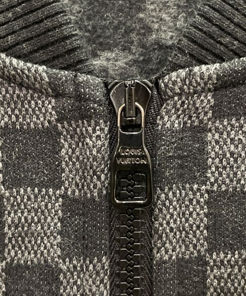 LOUIS VUITTON（ルイ ヴィトン）LOUIS VUITTON (ルイ ヴィトン) 21AW XL damier-jacquard-zip-through-bomber  ダミエジャカードジップスルーボンバー グレー サイズ:XLの古着・服飾アイテム