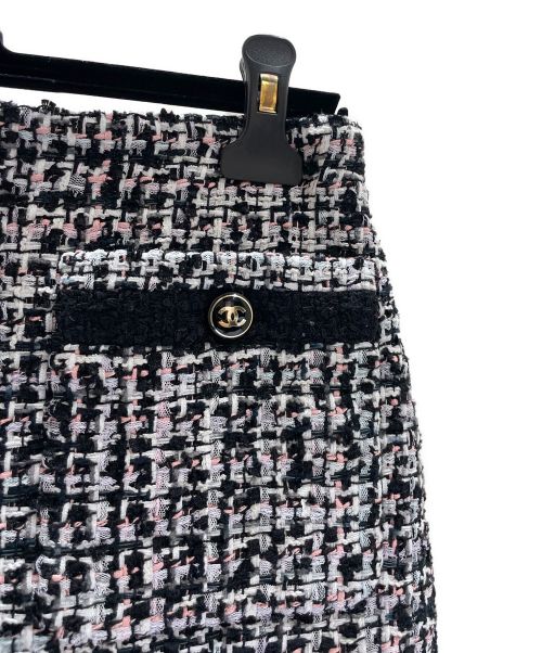 CHANEL（シャネル）CHANEL (シャネル) ツイードスカート ブラック×ピンク サイズ:36の古着・服飾アイテム