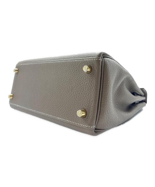 HERMES（エルメス）HERMES (エルメス) ケリー 25/内縫い/ゴールド金具/トゴ/エトゥープ/U刻印：2022年製 エトゥープ サイズ:25の古着・服飾アイテム