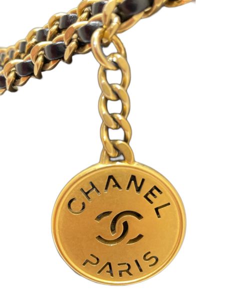CHANEL（シャネル）CHANEL (シャネル) シャネル22 ミニ ブラック×ゴールド金具の古着・服飾アイテム