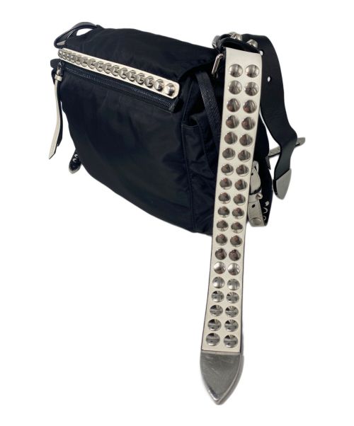 PRADA（プラダ）PRADA (プラダ) Studs design shoulder bag（スタッズデザインショルダーバッグ） ブラック サイズ:-の古着・服飾アイテム