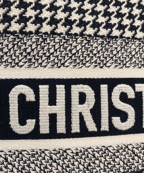 Christian Dior（クリスチャン ディオール）Christian Dior (クリスチャン ディオール) ブックトート ミディアム ホワイト×ブラック サイズ:ミディアムの古着・服飾アイテム
