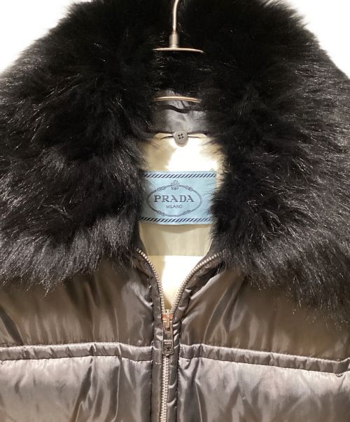PRADA（プラダ）PRADA (プラダ) Sheep Fur Down Coat（シープファーダウンコート） グレー サイズ:40の古着・服飾アイテム