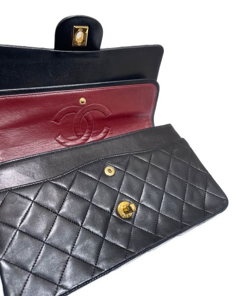 CHANEL（シャネル）CHANEL (シャネル) マトラッセ25 ブラック×ゴールド サイズ:25の古着・服飾アイテム