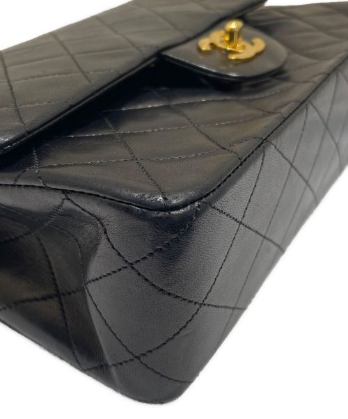 CHANEL（シャネル）CHANEL (シャネル) マトラッセ25 ブラック×ゴールド サイズ:25の古着・服飾アイテム
