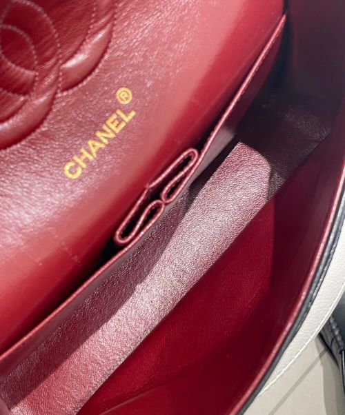 CHANEL（シャネル）CHANEL (シャネル) マトラッセ25 ブラック×ゴールド サイズ:25の古着・服飾アイテム