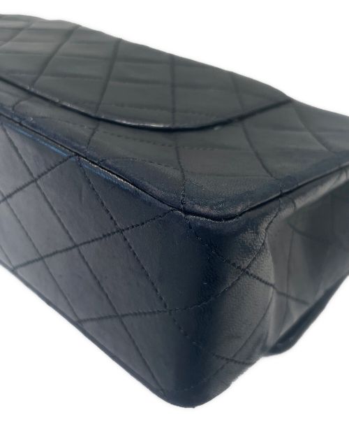 CHANEL（シャネル）CHANEL (シャネル) マトラッセ25 ブラック×ゴールド サイズ:25の古着・服飾アイテム