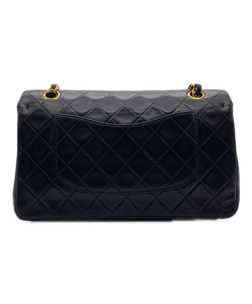 CHANEL（シャネル）CHANEL (シャネル) マトラッセ ダブルフラップチェーンショルダーバッグ ブラック サイズ:25の古着・服飾アイテム