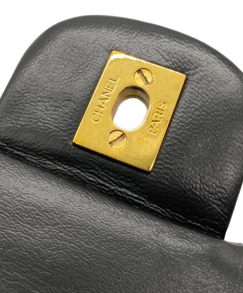 CHANEL（シャネル）CHANEL (シャネル) マトラッセ ダブルフラップチェーンショルダーバッグ ブラック サイズ:25の古着・服飾アイテム