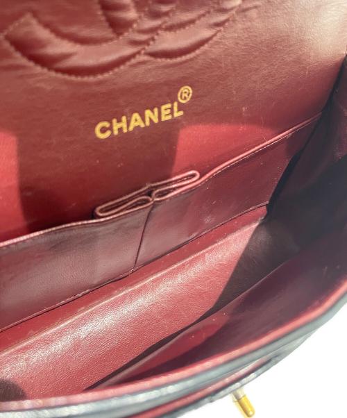 CHANEL（シャネル）CHANEL (シャネル) マトラッセ25/Wフラップチェーンショルダーバッグ ブラック×ゴールド サイズ:25の古着・服飾アイテム