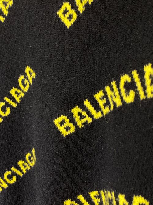 BALENCIAGA（バレンシアガ）BALENCIAGA (バレンシアガ) オールオーバーロゴニット ブラック サイズ:Mの古着・服飾アイテム