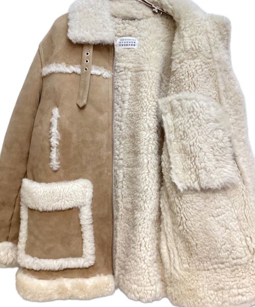Maison Margiela（メゾンマルジェラ）Maison Margiela (メゾンマルジェラ) mouton coat（ムートンコート） ベージュ サイズ:38の古着・服飾アイテム