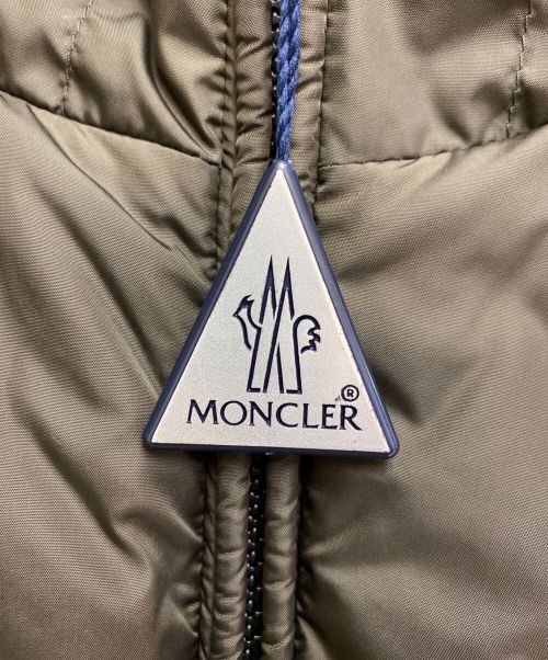 MONCLER（モンクレール）MONCLER (モンクレール) MONTCLA/ダウンジャケット オリーブ サイズ:1の古着・服飾アイテム