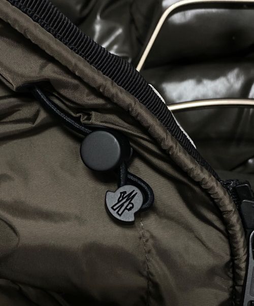 MONCLER（モンクレール）MONCLER (モンクレール) MONTCLA/ダウンジャケット オリーブの古着・服飾アイテム