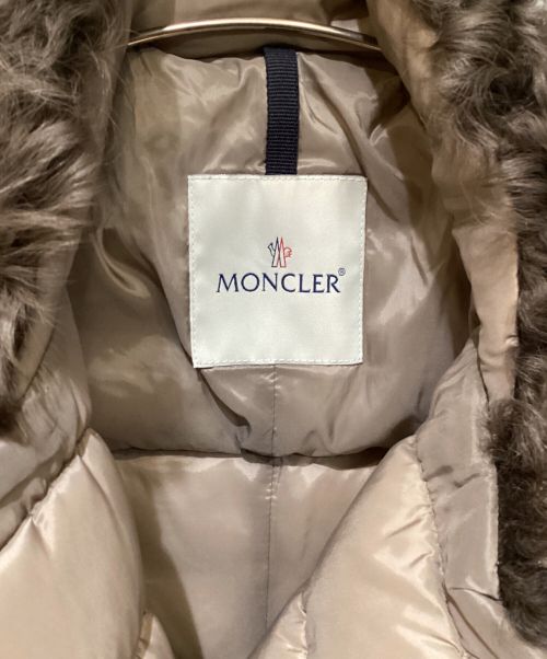 MONCLER（モンクレール）MONCLER (モンクレール) Cropped Fur Down Jacket（クロップドファーダウンジャケット） ベージュ サイズ:1の古着・服飾アイテム
