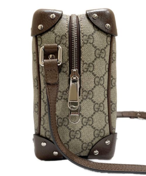 GUCCI（グッチ）GUCCI (グッチ) GGエンボスショルダーバッグ ベージュ×ブラウンの古着・服飾アイテム