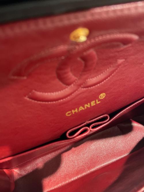 CHANEL（シャネル）CHANEL (シャネル) Wフラップチェーンショルダーバッグ ブラックの古着・服飾アイテム