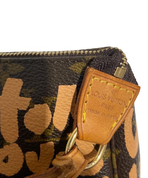 LOUIS VUITTON（ルイ ヴィトン）LOUIS VUITTON (ルイ ヴィトン) モノグラム グラフィティ ポシェット アクセソワールの古着・服飾アイテム