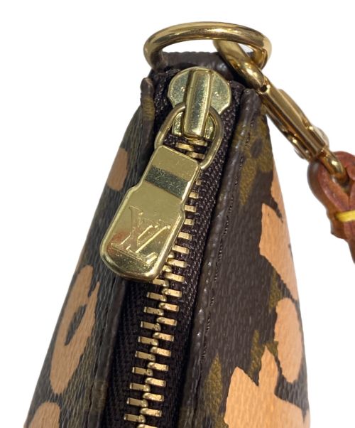 LOUIS VUITTON（ルイ ヴィトン）LOUIS VUITTON (ルイ ヴィトン) モノグラム グラフィティ ポシェット アクセソワールの古着・服飾アイテム