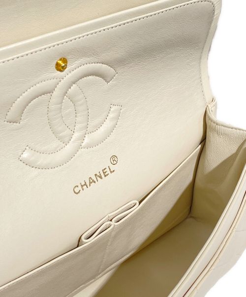 CHANEL（シャネル）CHANEL (シャネル) マトラッセ25 /Wフラップチェーンショルダーバッグ ベージュ サイズ:25の古着・服飾アイテム