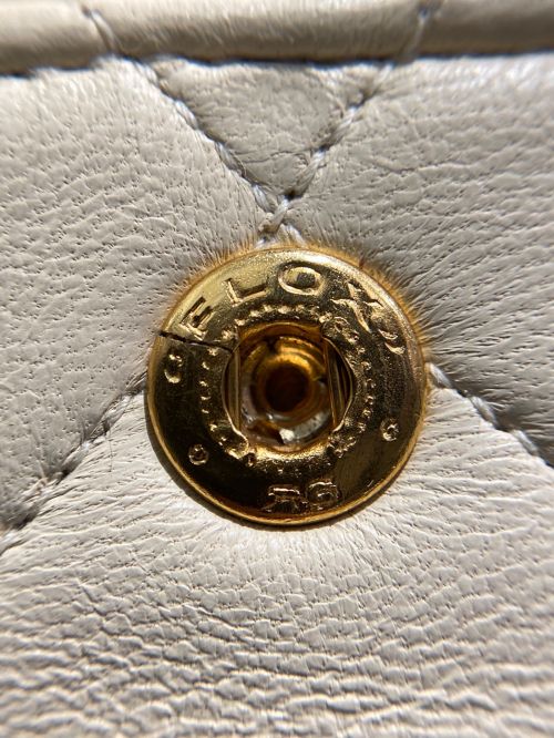 CHANEL（シャネル）CHANEL (シャネル) マトラッセ25 /Wフラップチェーンショルダーバッグ ベージュ サイズ:25の古着・服飾アイテム