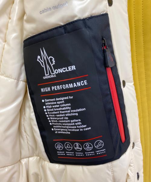 MONCLER GRENOBLE（モンクレール グルノーブル）MONCLER GRENOBLE (モンクレール グルノーブル) FUSINE/ダウンジャケット イエロー サイズ:2の古着・服飾アイテム