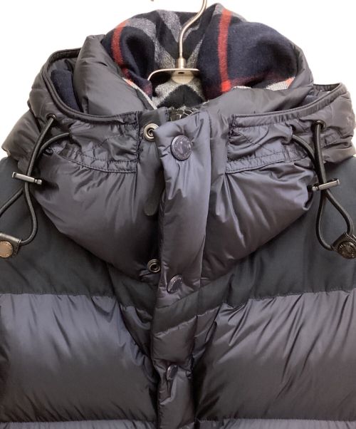 BURBERRY（バーバリー）BURBERRY (バーバリー) LOCK WELL 2WAY DOWN JACKET （ロックウェル2ウェイダウンジャケット） ネイビー サイズ:Mの古着・服飾アイテム