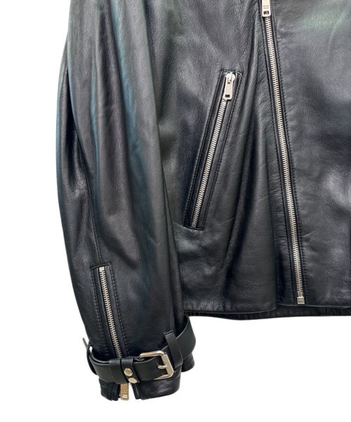 PRADA（プラダ）PRADA (プラダ) PRADA フロントロゴ ラムレザー ライダースジャケット ブラック サイズ:48の古着・服飾アイテム