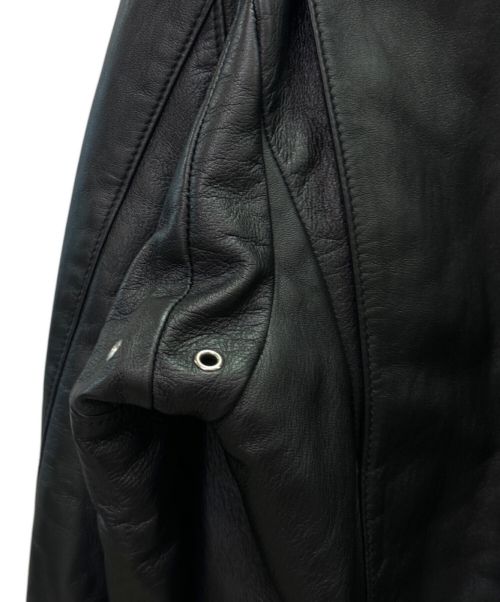 PRADA（プラダ）PRADA (プラダ) PRADA フロントロゴ ラムレザー ライダースジャケット ブラック サイズ:48の古着・服飾アイテム