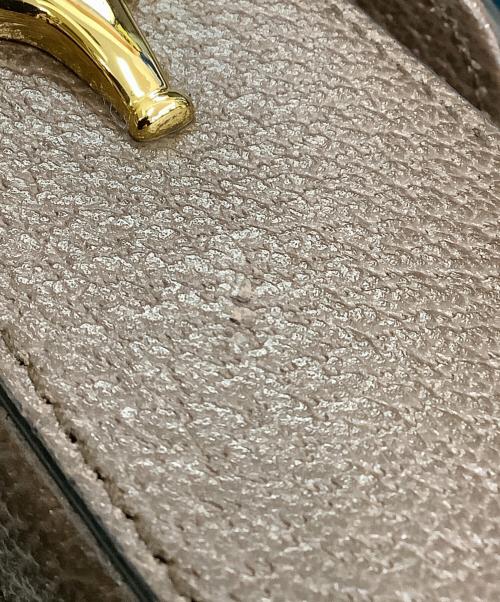 GUCCI（グッチ）GUCCI (グッチ) ショルダーバッグ ベージュの古着・服飾アイテム