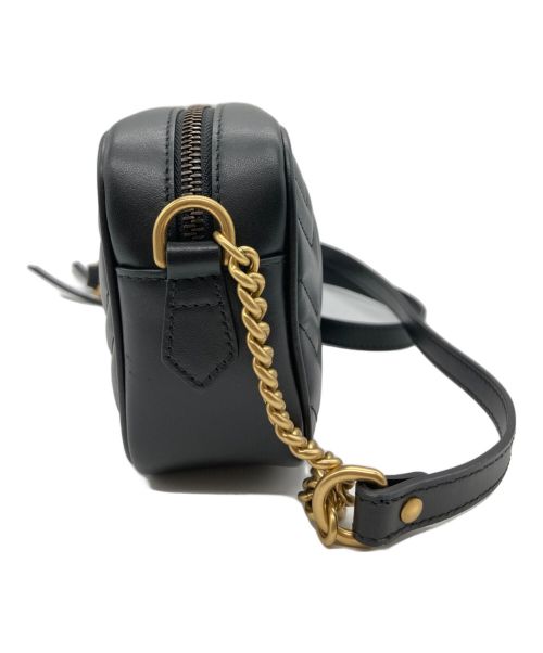 GUCCI（グッチ）GUCCI (グッチ) チェーンショルダーバッグ　GGマーモント ブラックの古着・服飾アイテム