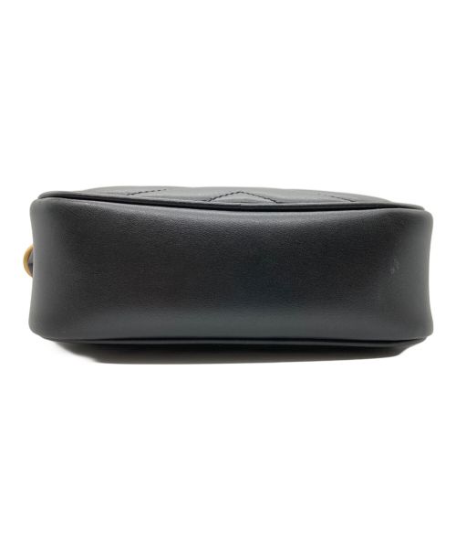 GUCCI（グッチ）GUCCI (グッチ) チェーンショルダーバッグ　GGマーモント ブラックの古着・服飾アイテム