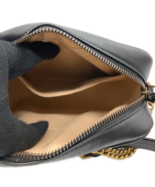 GUCCI（グッチ）GUCCI (グッチ) チェーンショルダーバッグ　GGマーモント ブラックの古着・服飾アイテム