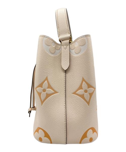 LOUIS VUITTON（ルイ ヴィトン）LOUIS VUITTON (ルイ ヴィトン) ショルダーバッグ　ネオノエBB ベージュの古着・服飾アイテム