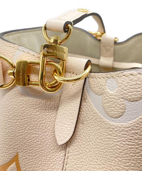 LOUIS VUITTON（ルイ ヴィトン）LOUIS VUITTON (ルイ ヴィトン) ショルダーバッグ　ネオノエBB ベージュの古着・服飾アイテム