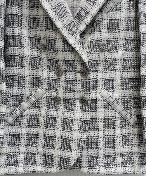 CHANEL（シャネル）CHANEL (シャネル) P63 ココボタンツイードダブルジャケット ホワイト×ブラック サイズ:34の古着・服飾アイテム