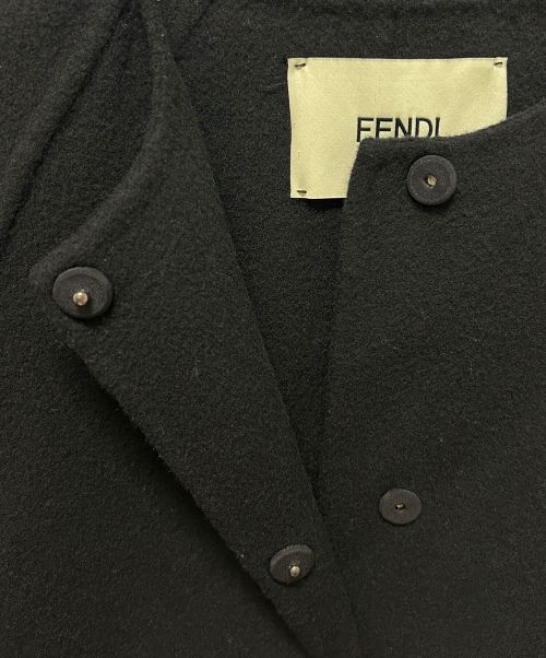 FENDI（フェンディ）FENDI (フェンディ) フォックスファーケープコート ブラック サイズ:38の古着・服飾アイテム