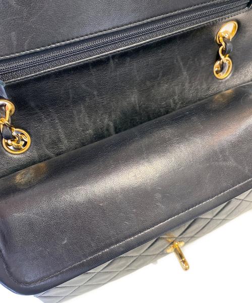 CHANEL（シャネル）CHANEL (シャネル) マトラッセ25 Wフラップチェーンショルダーバッグ ブラック サイズ:25の古着・服飾アイテム