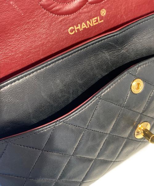 CHANEL（シャネル）CHANEL (シャネル) マトラッセ25 Wフラップチェーンショルダーバッグ ブラック サイズ:25の古着・服飾アイテム