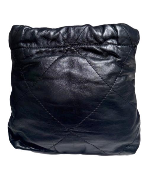 CHANEL（シャネル）CHANEL (シャネル) CHANEL22 ミニ ハンドバッグ ブラック サイズ:‐の古着・服飾アイテム