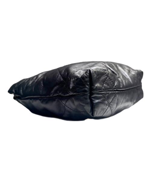 CHANEL（シャネル）CHANEL (シャネル) CHANEL22 ミニ ハンドバッグ ブラック サイズ:‐の古着・服飾アイテム