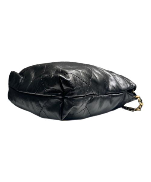 CHANEL（シャネル）CHANEL (シャネル) CHANEL22 ミニ ハンドバッグ ブラック サイズ:‐の古着・服飾アイテム