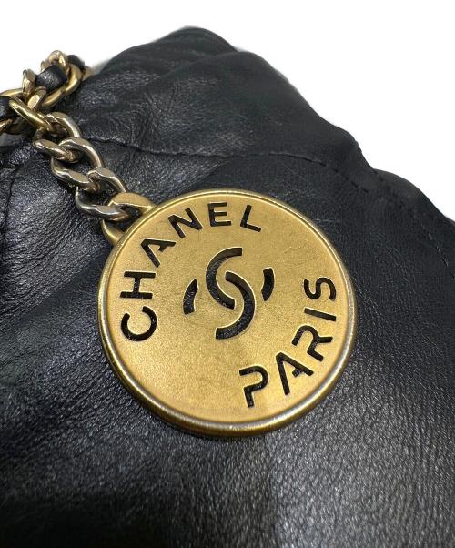 CHANEL（シャネル）CHANEL (シャネル) CHANEL22 ミニ ハンドバッグ ブラック サイズ:‐の古着・服飾アイテム