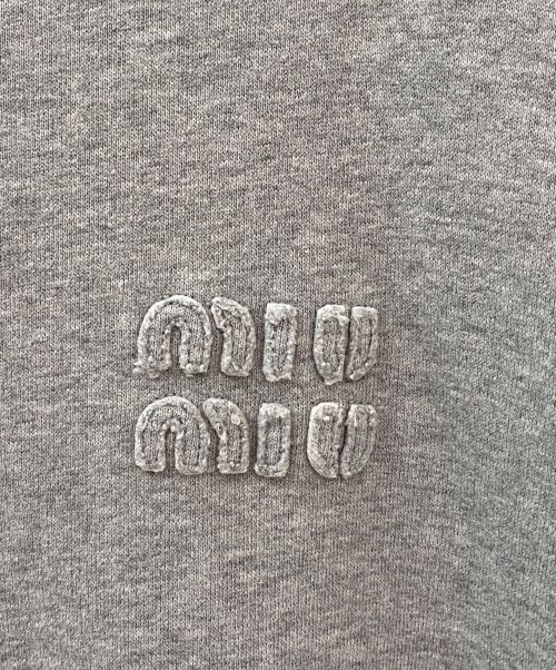 MIU MIU（ミュウミュウ）MIU MIU (ミュウミュウ) ロゴスウェット グレー サイズ:Mの古着・服飾アイテム