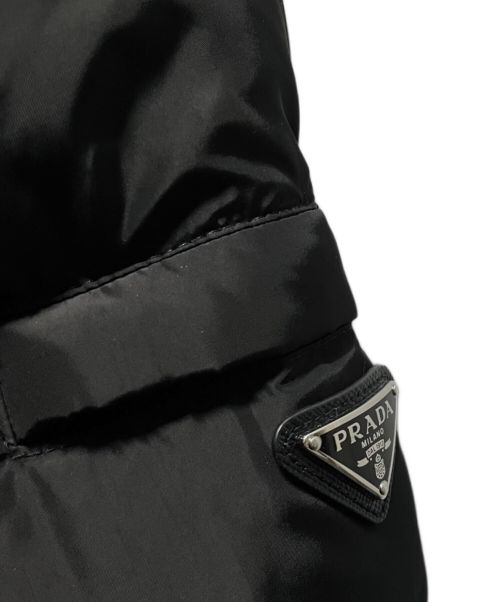 PRADA（プラダ）PRADA (プラダ) ファー付ダウンジャケット ブラック サイズ:42の古着・服飾アイテム