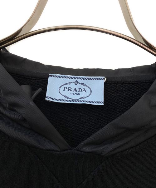 PRADA（プラダ）PRADA (プラダ) Re-Nylon切替パーカー ブラック サイズ:Sの古着・服飾アイテム