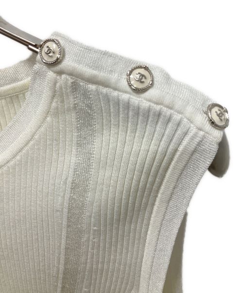 CHANEL（シャネル）CHANEL (シャネル) リブノースリーブニット ホワイト サイズ:42の古着・服飾アイテム