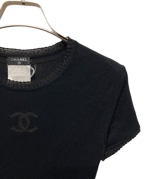 CHANEL（シャネル）CHANEL (シャネル) フロントCOCOマーク半袖ニット ブラック サイズ:38の古着・服飾アイテム