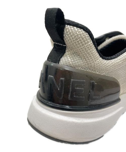 CHANEL（シャネル）CHANEL (シャネル) ココマークスニーカー ベージュ サイズ:39の古着・服飾アイテム